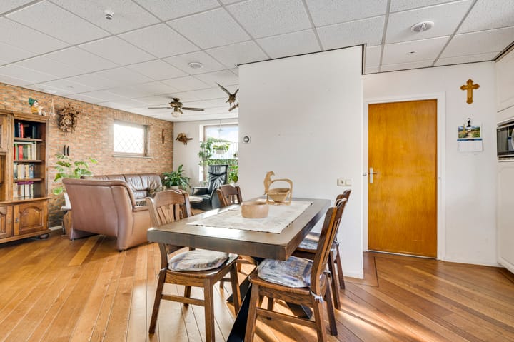 Foto 21 van Venloseweg 111