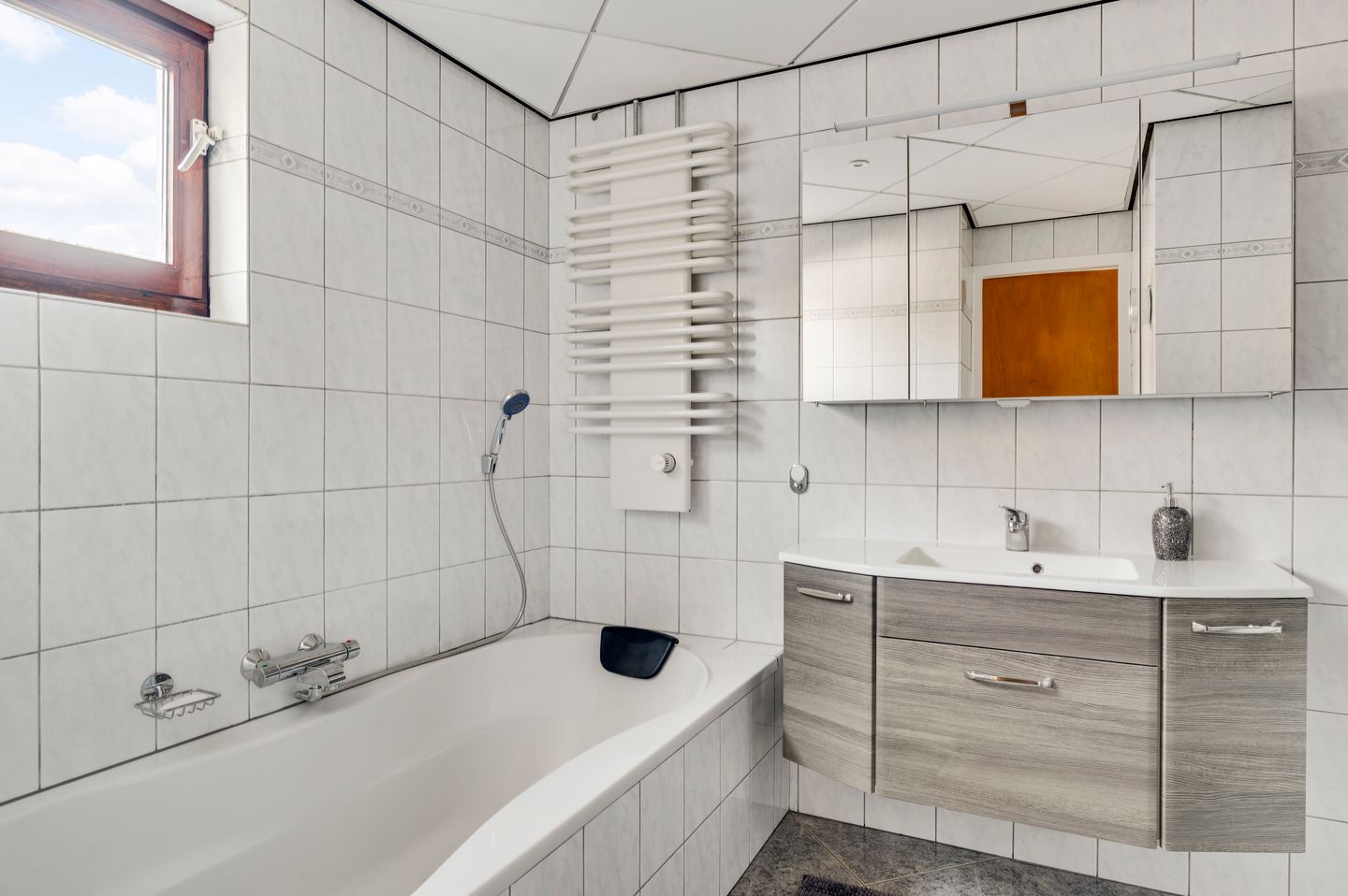 Foto 25 van Venloseweg 111