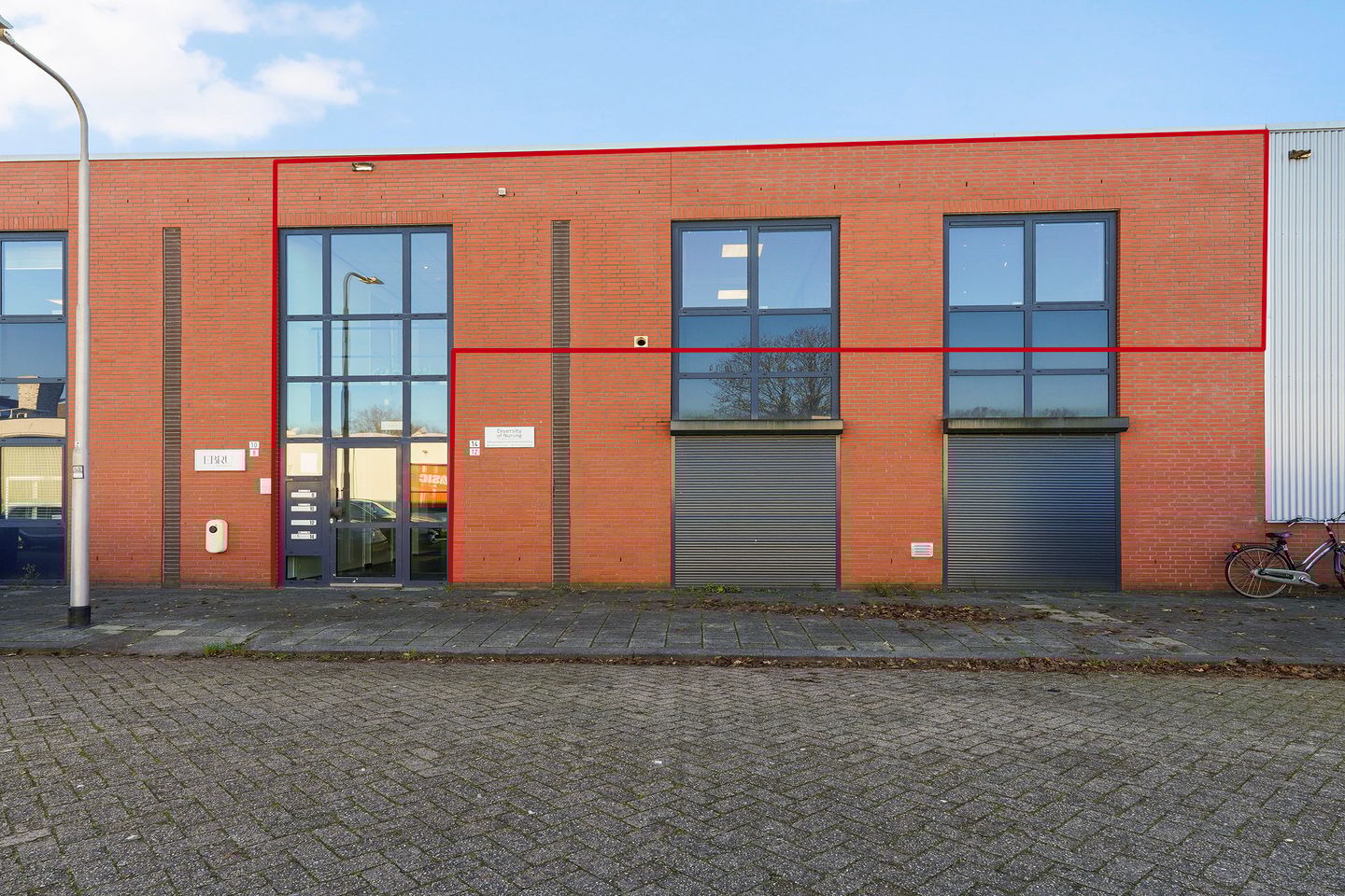 View photo 2 of Meutestraat 14