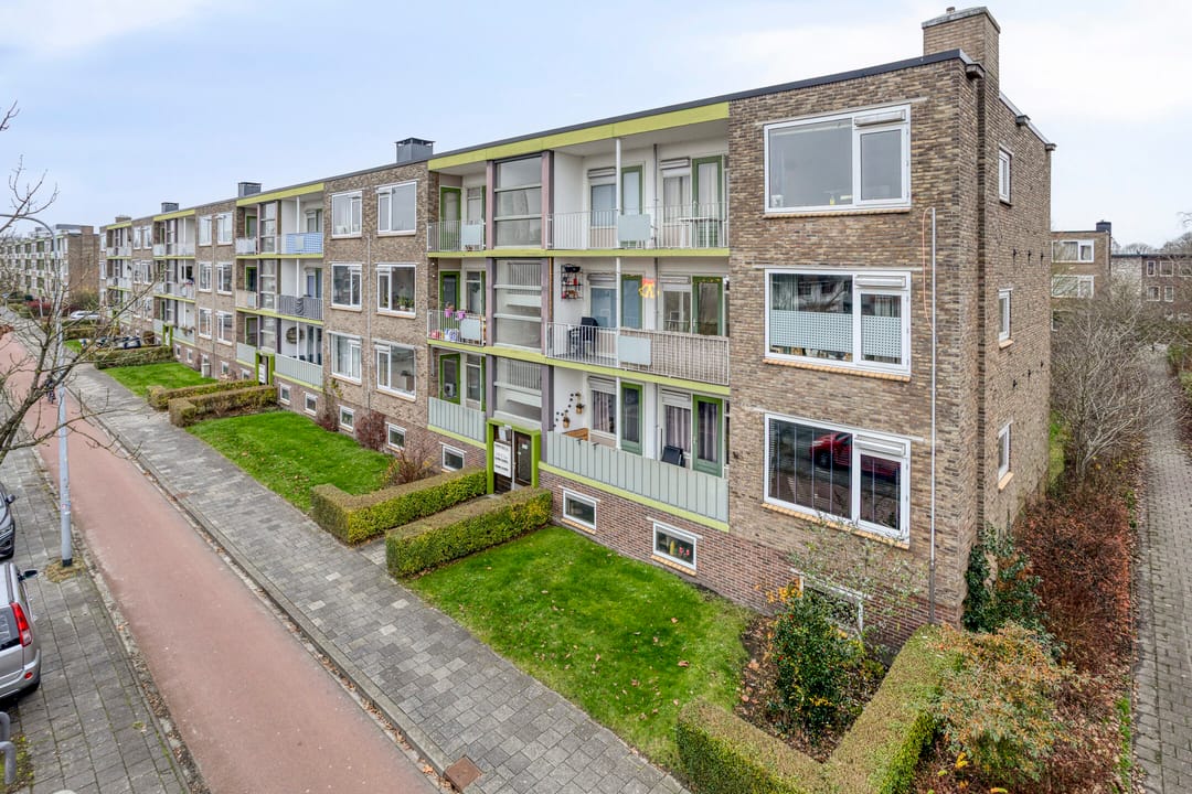 Photo 7 of Paterswoldseweg 351