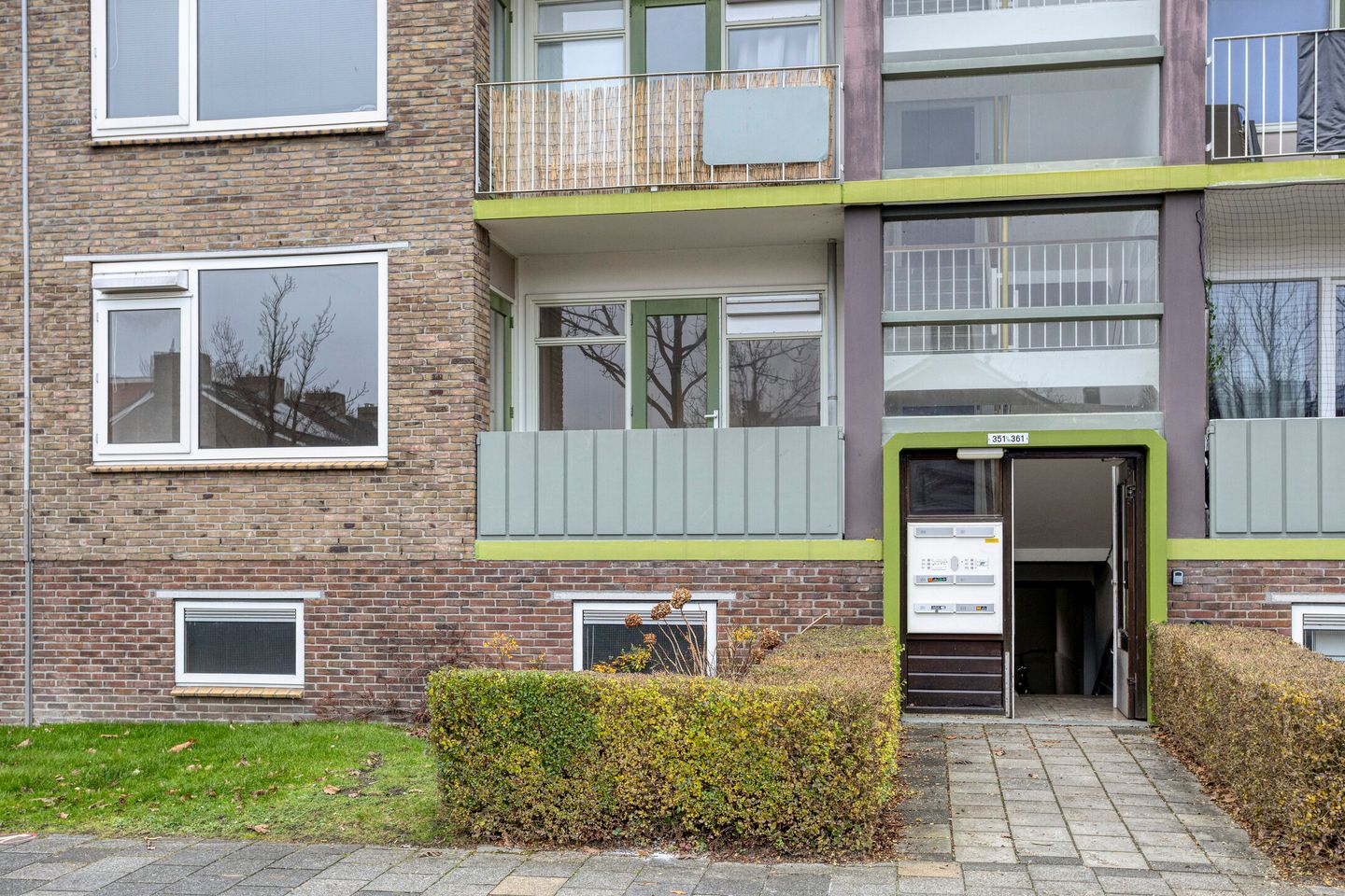 Photo 10 of Paterswoldseweg 351