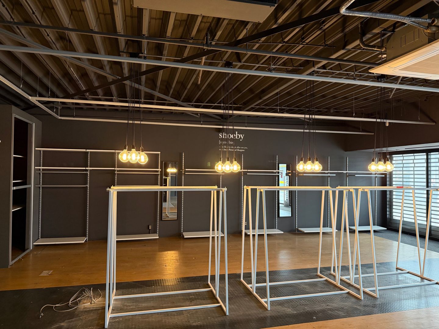 Bekijk foto 2 van Westermarkt 122