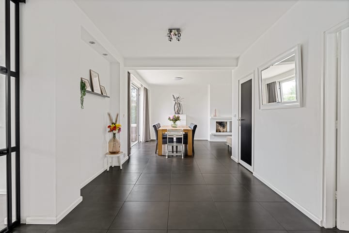 Photo 16 of Dorpstraat 31