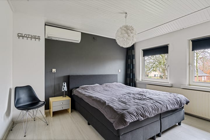 Photo 25 of Dorpstraat 31