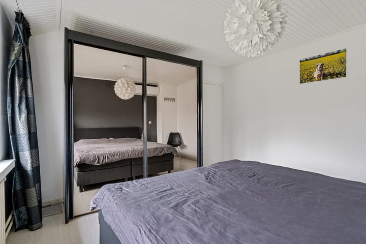 Photo 26 of Dorpstraat 31