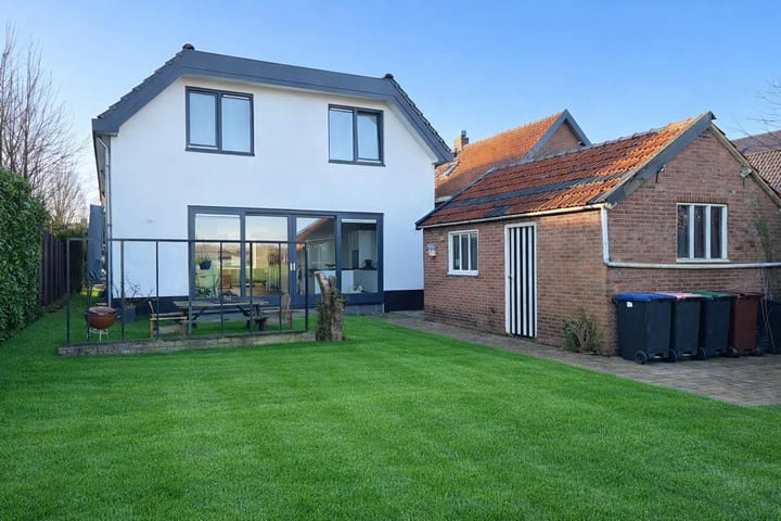 Foto 30 van van Lenneplaan 9