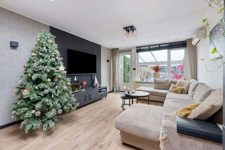 Foto 15 van Rozenstraat 13