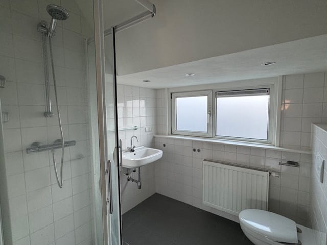 Foto 11 van E. de Bruynstraat 9