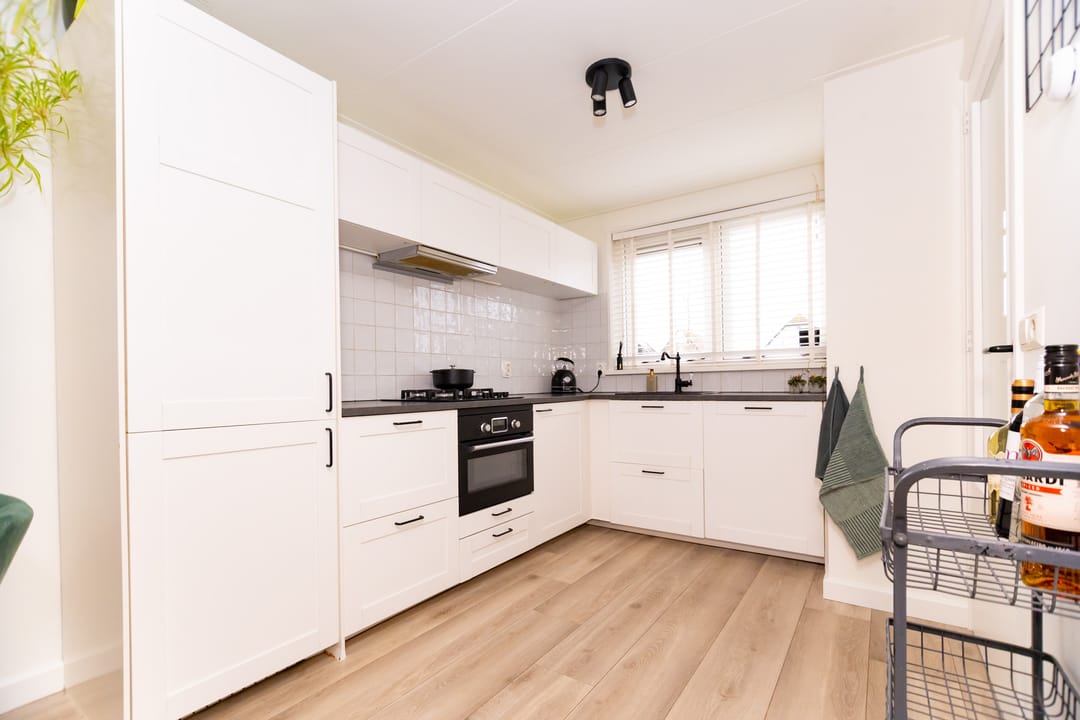 Photo 13 of Nes 214-A