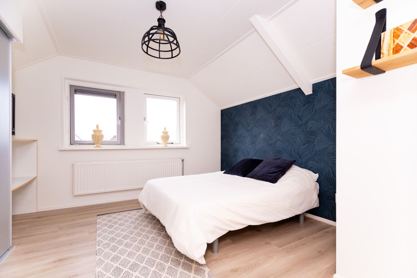 Photo 19 of Nes 214-A