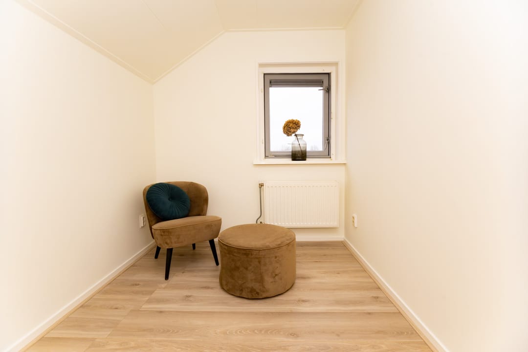 Photo 22 of Nes 214-A