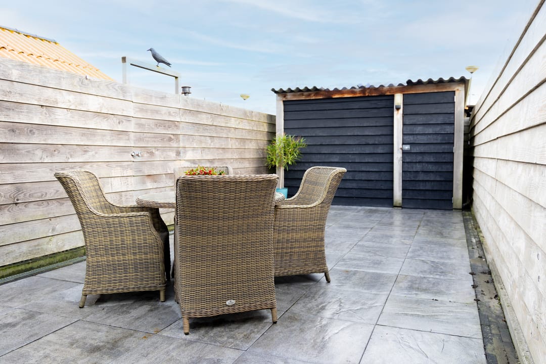 Photo 32 of Nes 214-A