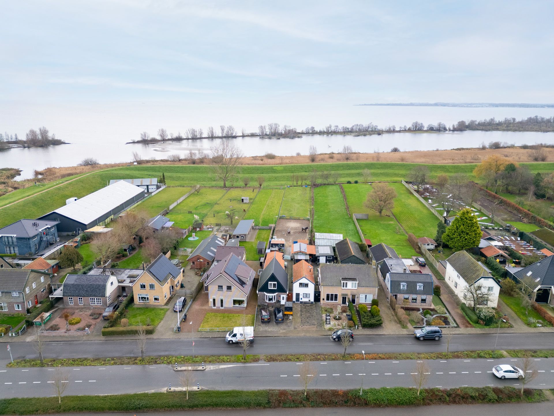 Photo 33 of Nes 214-A