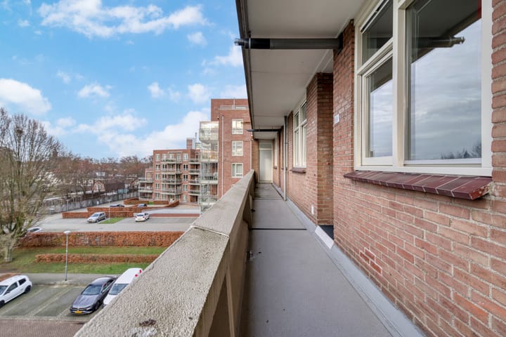 Foto 7 van Schrijverspark 169-03