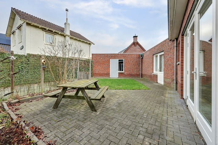 Foto 35 van Bocholtsestraat 77