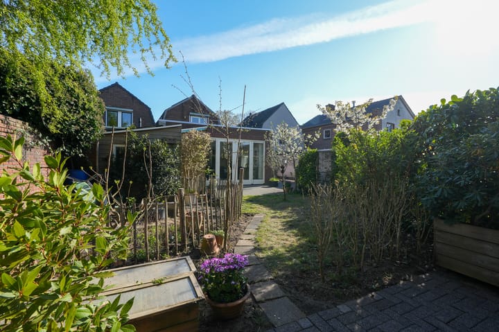 Foto 31 van Berghemseweg 86