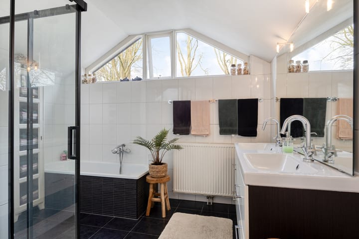 Foto 41 van De Wolzaklaan 2-A