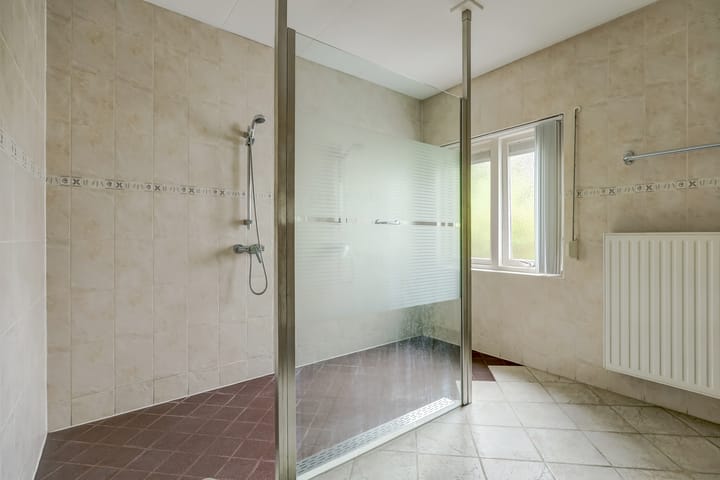 Foto 23 van Hogeweg 84