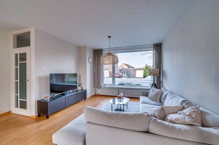 Photo 6 of Maasveldstraat 22