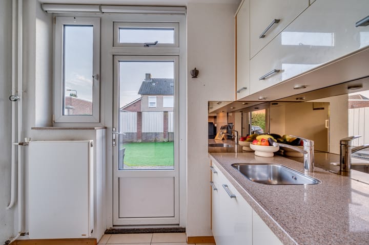 Photo 15 of Maasveldstraat 22