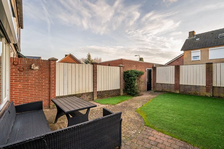 Photo 35 of Maasveldstraat 22