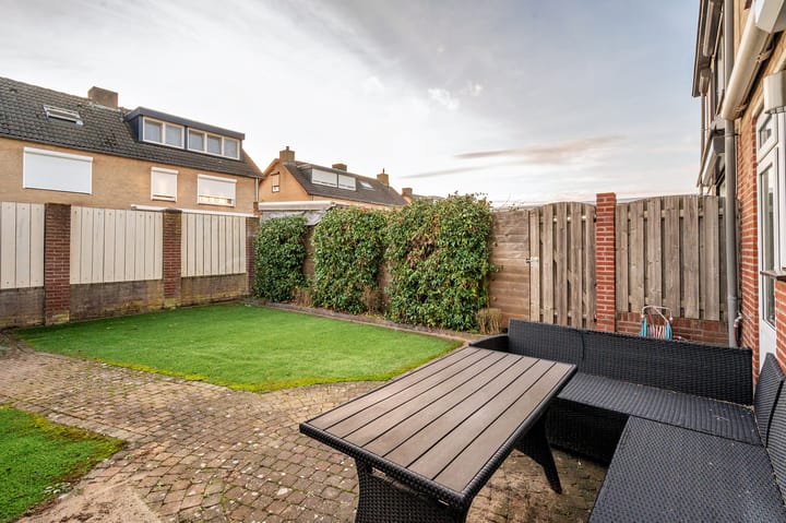 Photo 36 of Maasveldstraat 22