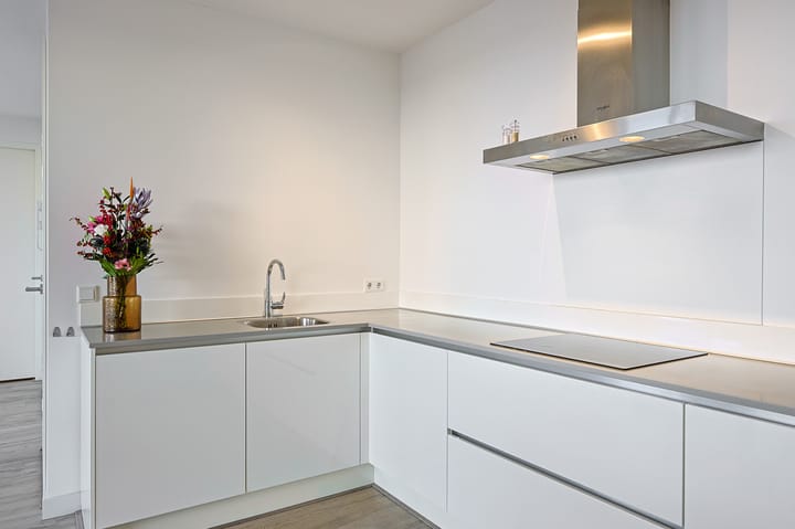 Foto 23 van Torenallee 69-074