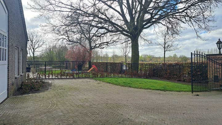 Foto 24 van Loverensedijk 3-A