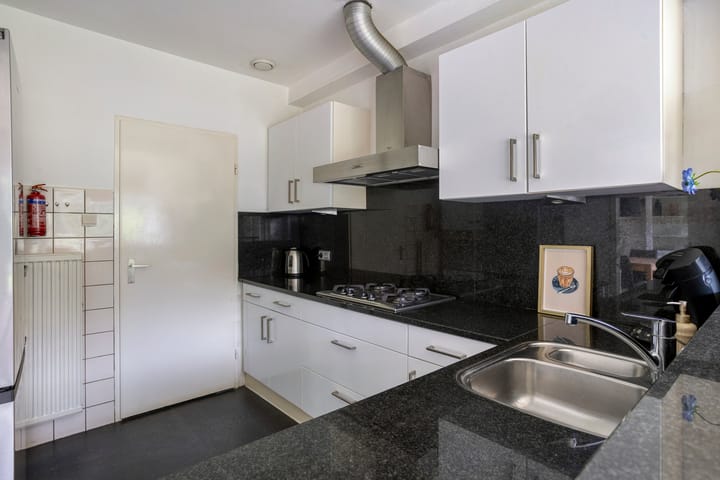 Foto 19 van Leeuwenbeklaan 36