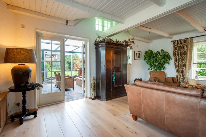 Photo 6 of Moleneindsestraat 8