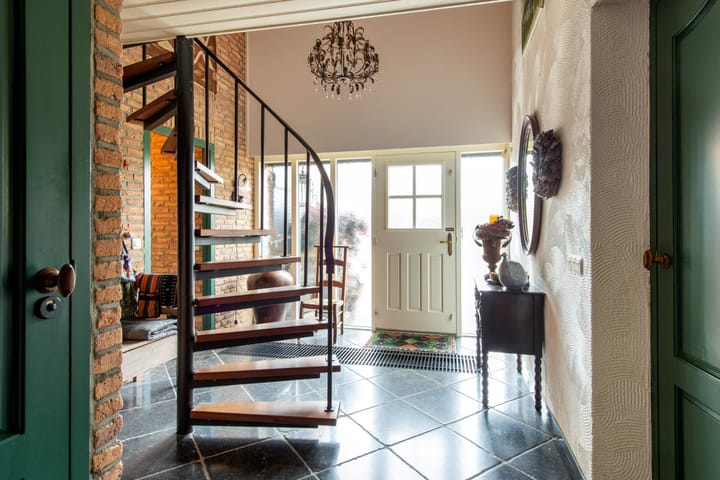 Photo 18 of Moleneindsestraat 8