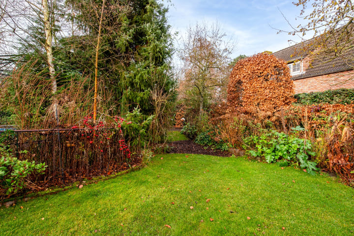 Photo 36 of Moleneindsestraat 8