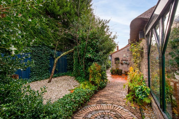 Photo 38 of Moleneindsestraat 8