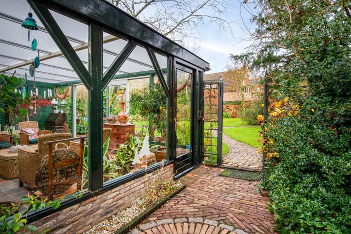 Photo 42 of Moleneindsestraat 8