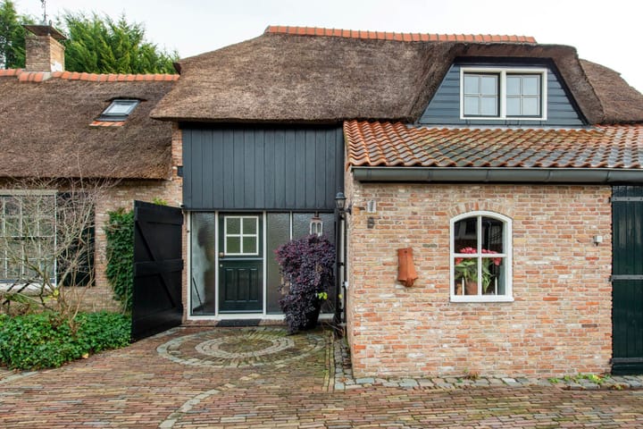 Photo 45 of Moleneindsestraat 8