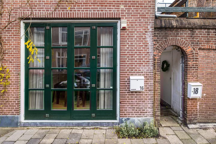 Vlietstraat 16