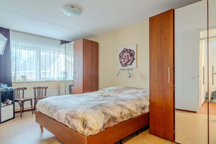 Foto 13 van de Vaart 20