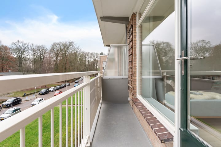 Foto 16 van Bernhardlaan 35-3