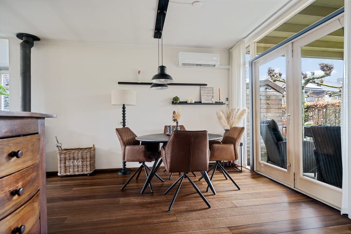 Foto 18 van Burg Feithsingel 15