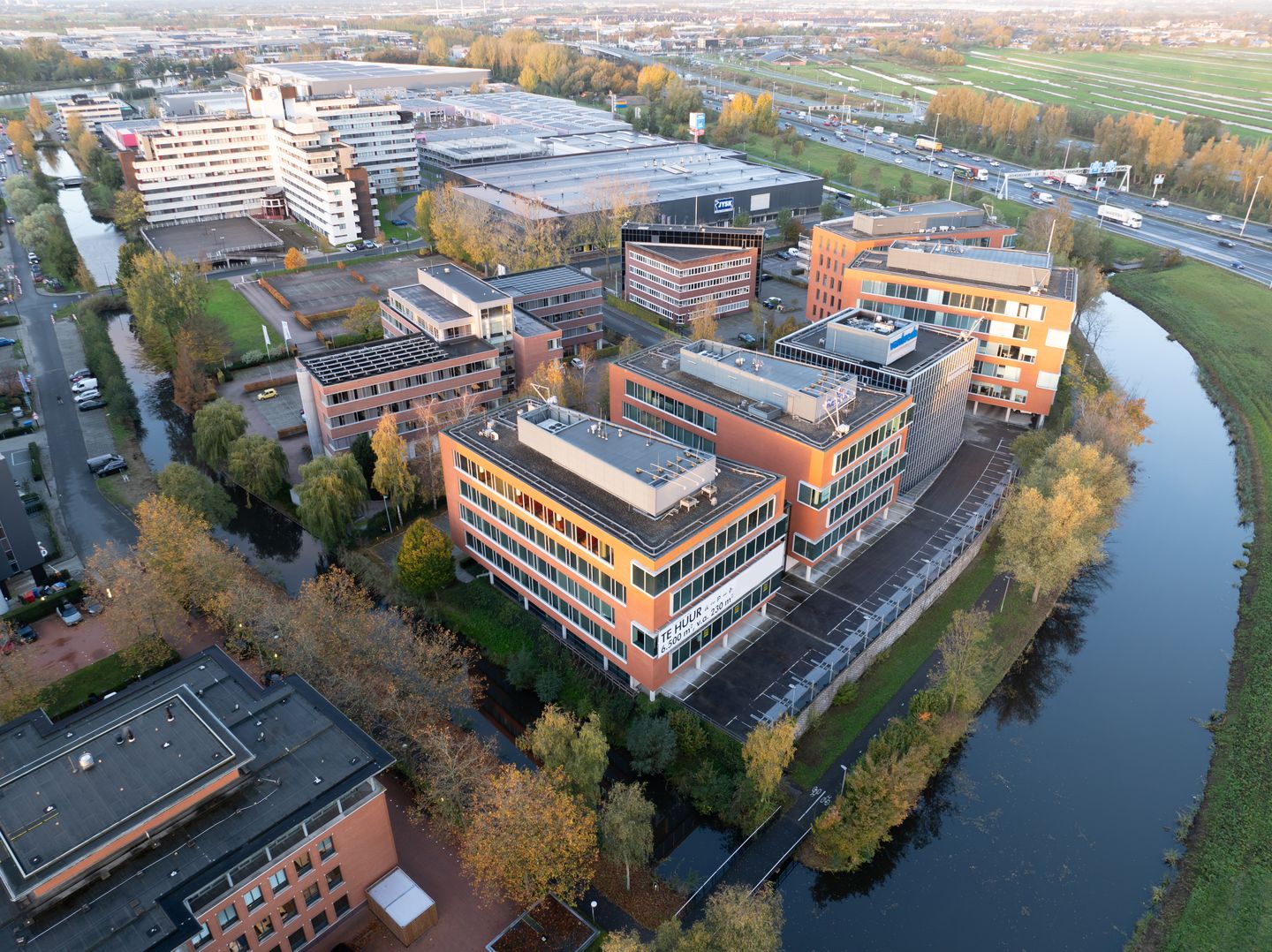 Bekijk foto 3 van Kampenringweg 45-e