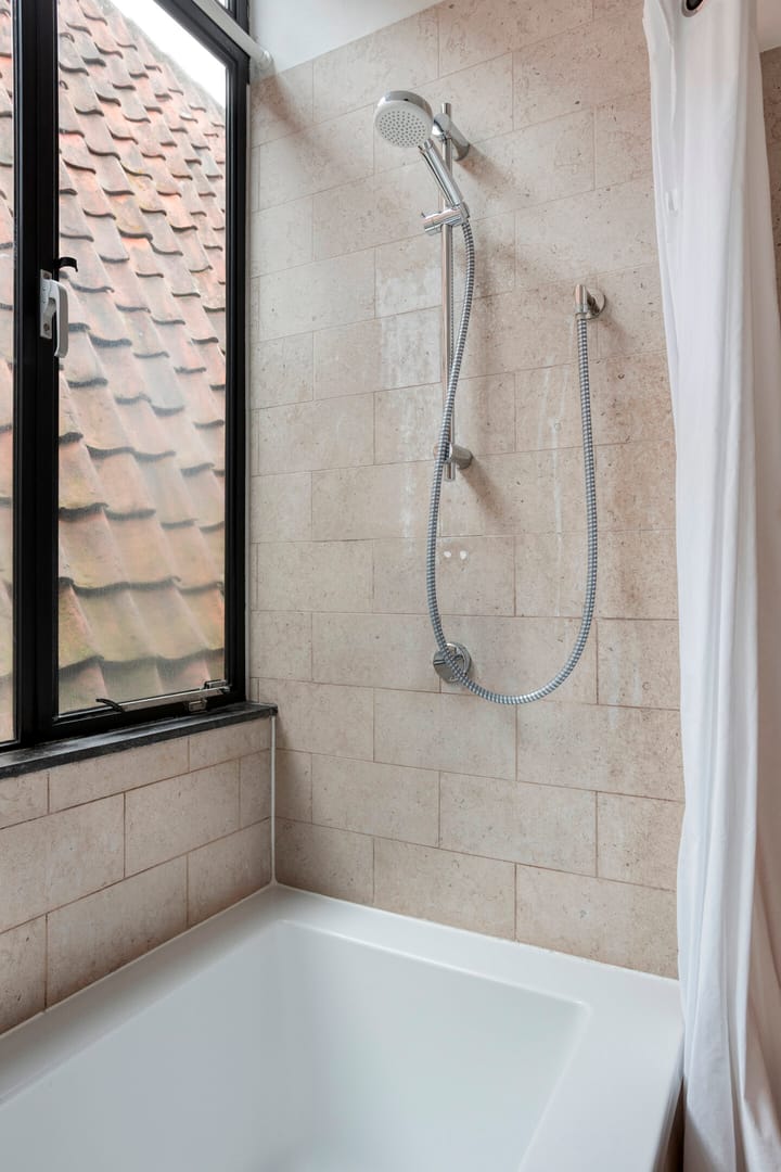 Photo 32 of Galgewater 10