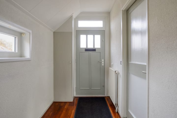 Photo 11 of Dorpsstraat 184