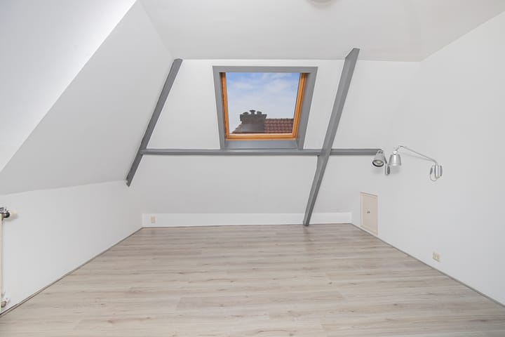 Foto 25 van Weimarstraat 105