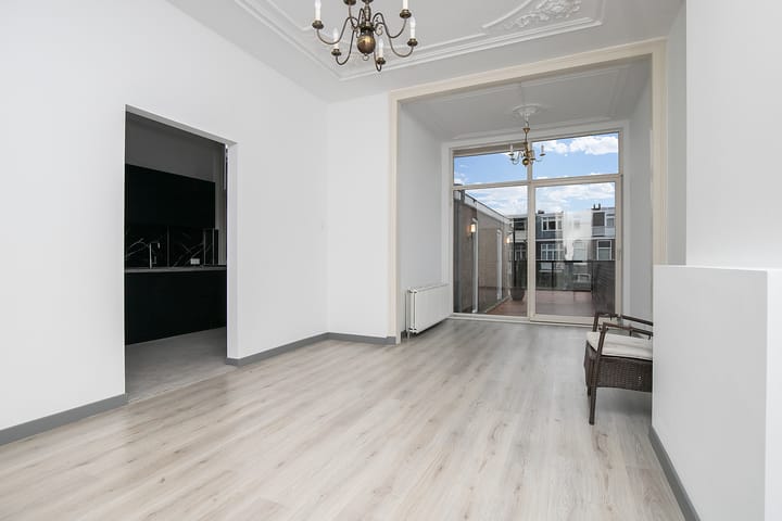 Foto 27 van Weimarstraat 105