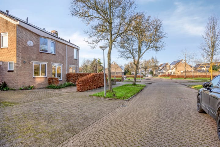 Foto 27 van Hazeleger 50