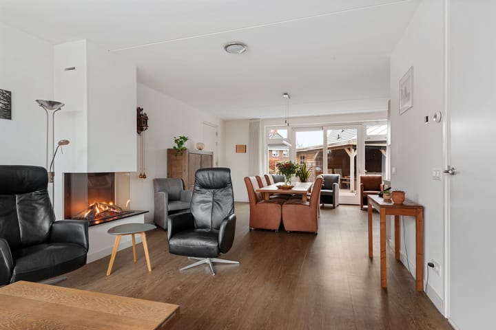 Photo 12 of Lakensnijdersgilde 4