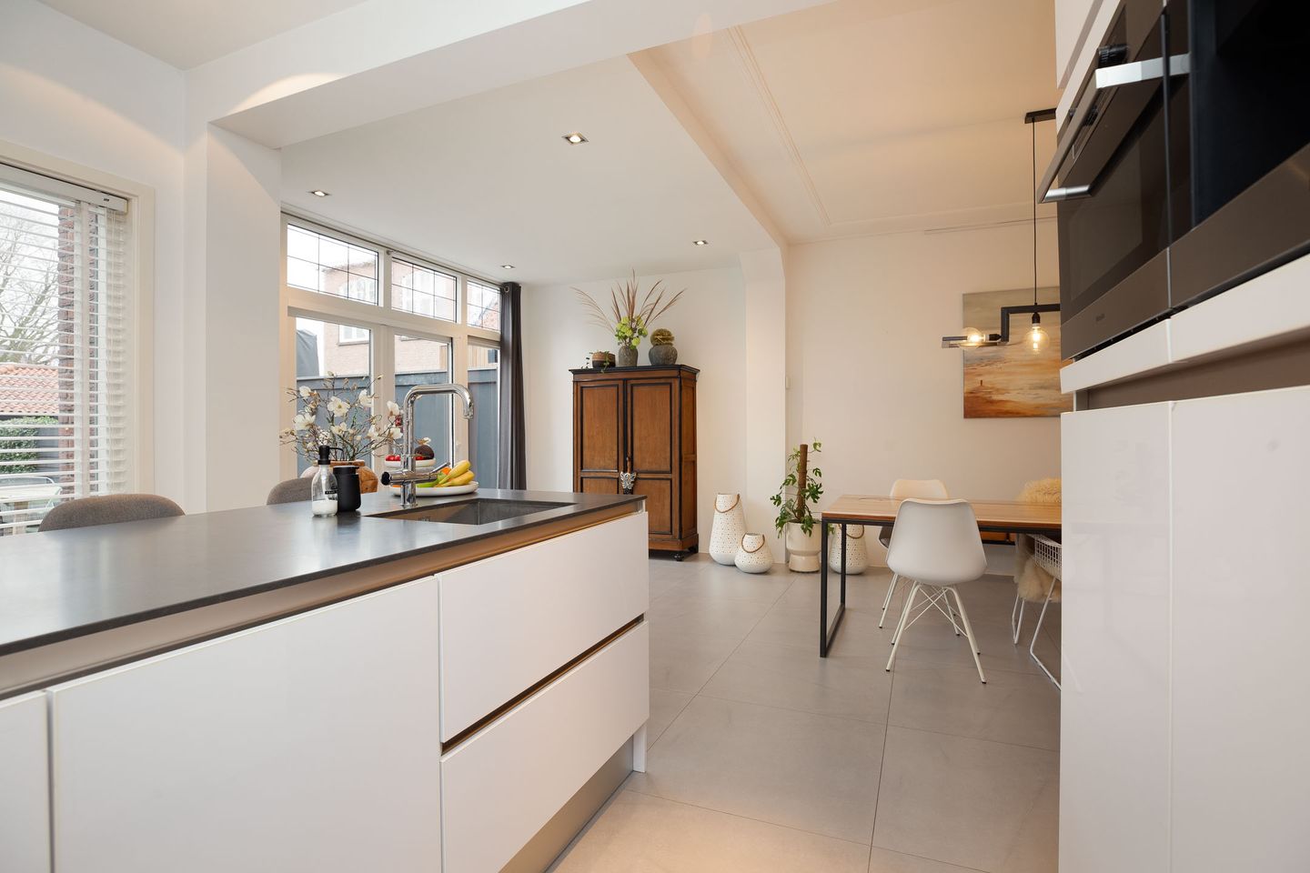 Photo 20 of Mr. van Coothstraat 53-C