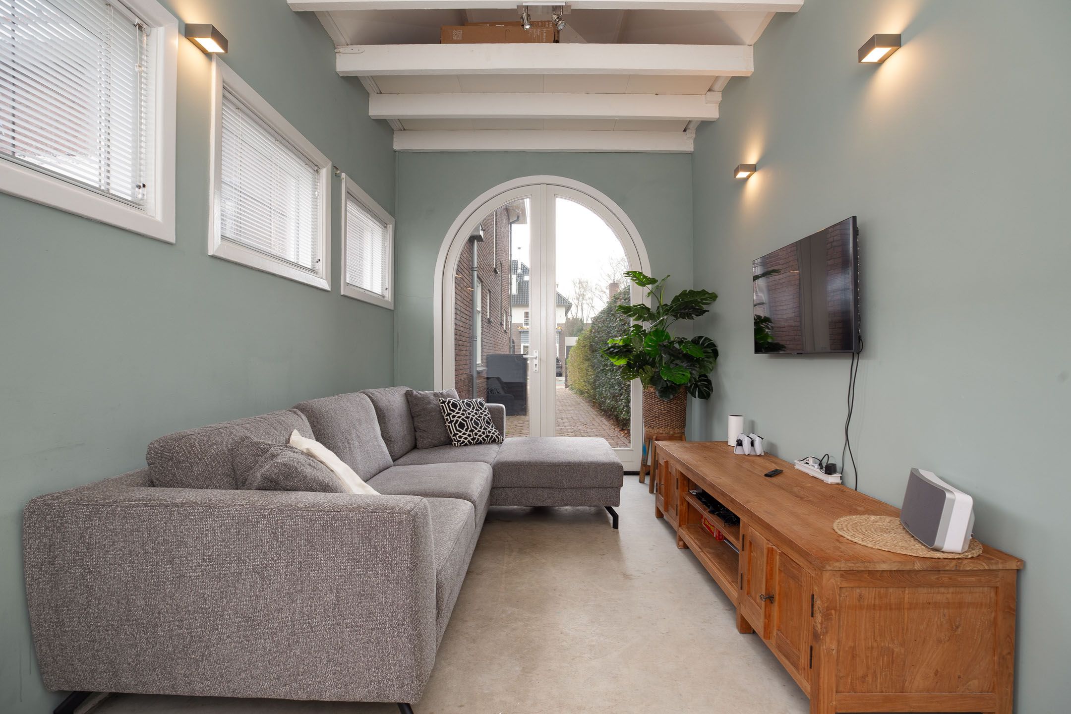 Photo 21 of Mr. van Coothstraat 53-C