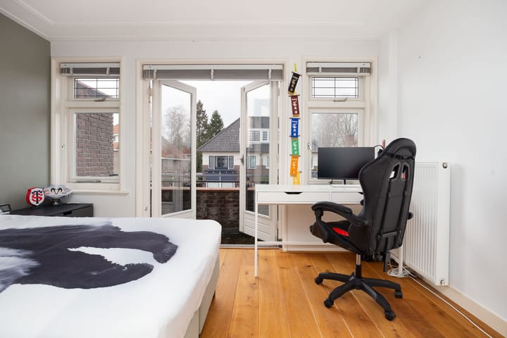 Foto 36 van Mr. van Coothstraat 53-C