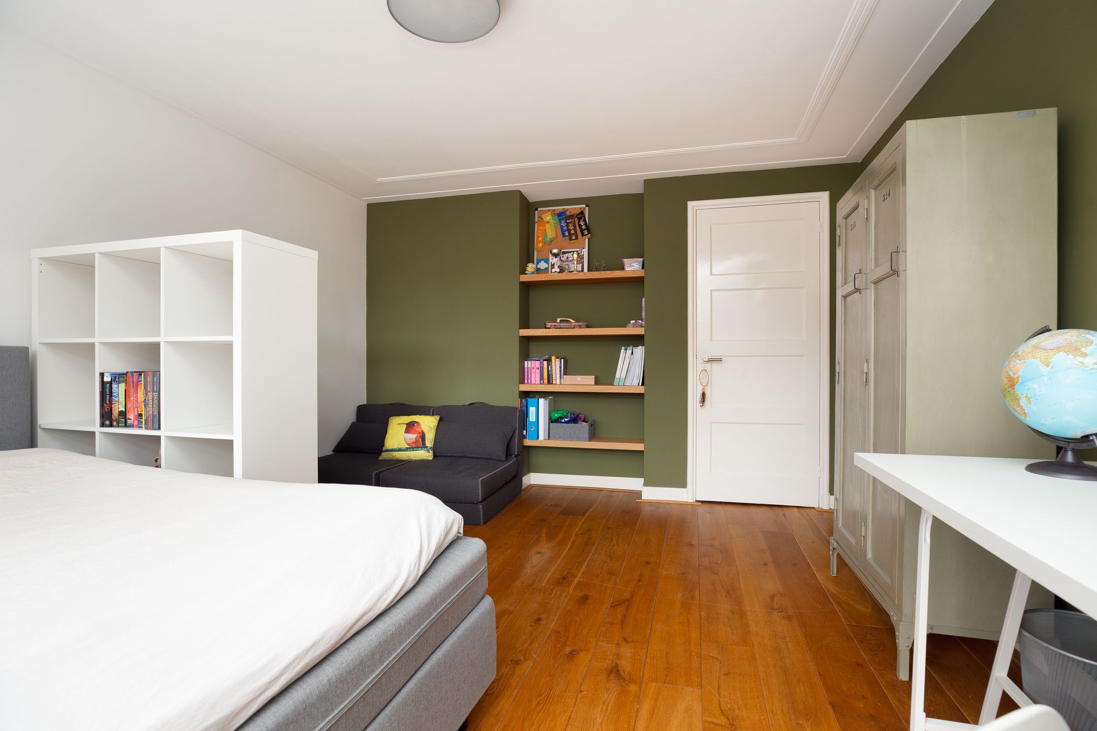 Photo 36 of Mr. van Coothstraat 53-C